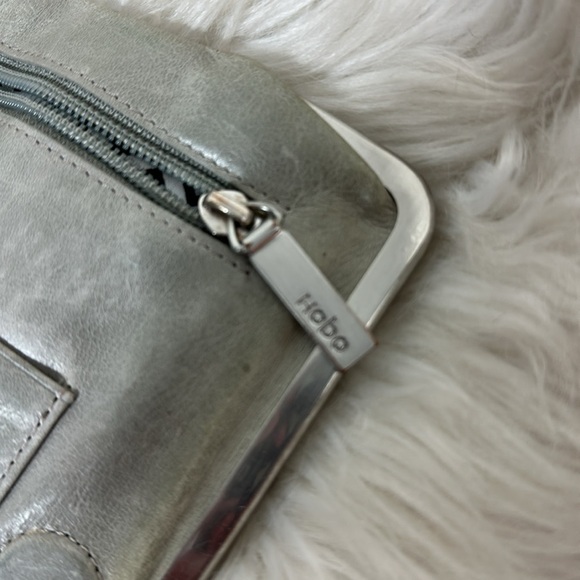 HOBO International Gray Leather Lauren Clutch-Wallet - Picture 8 of 10